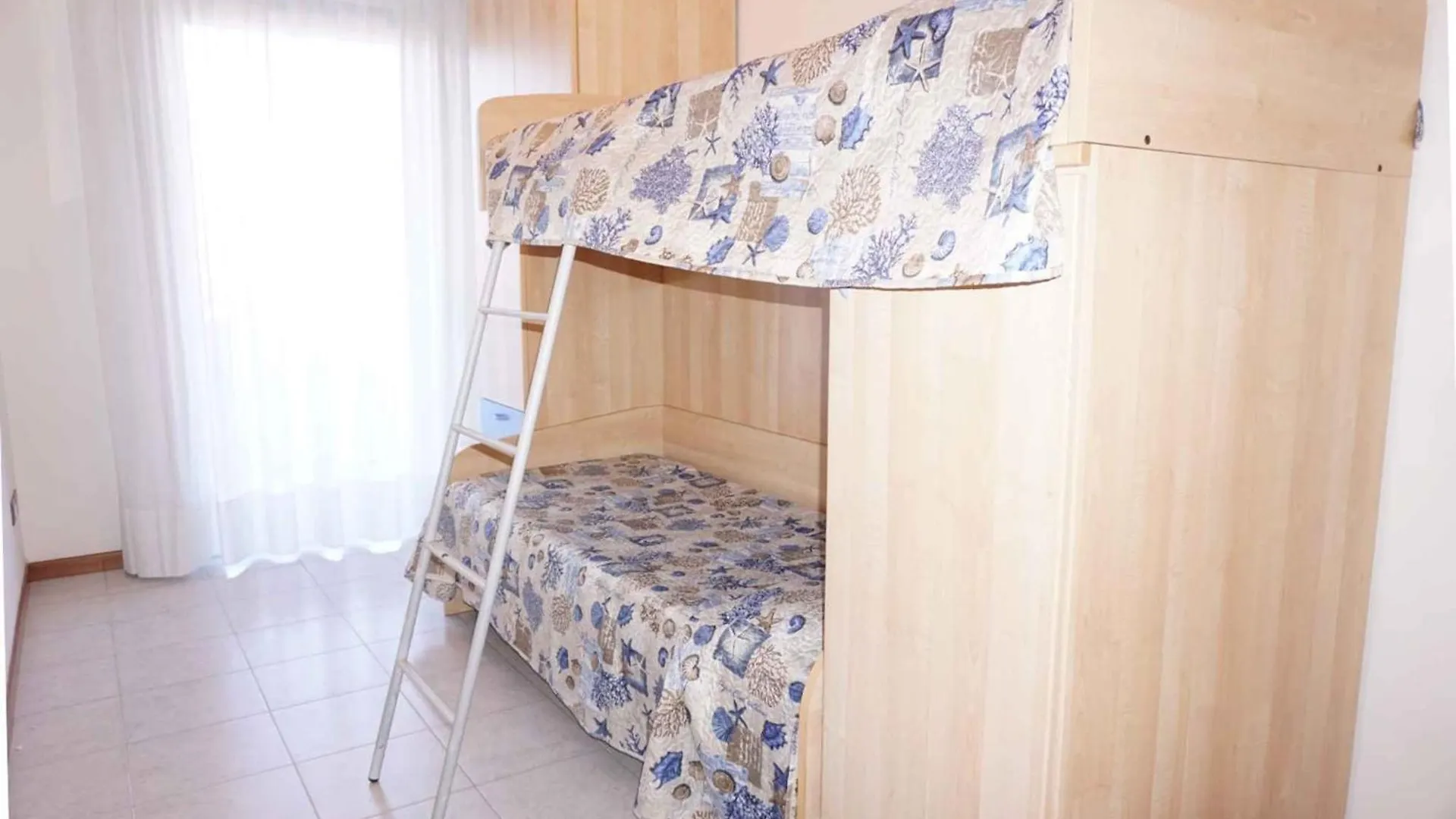 Apartment In Caorle 43163